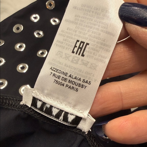 Alaia NWOT Black and Silver Eyelet Deep V One Piece Swimsuit Size 34 - Picture 6 of 12